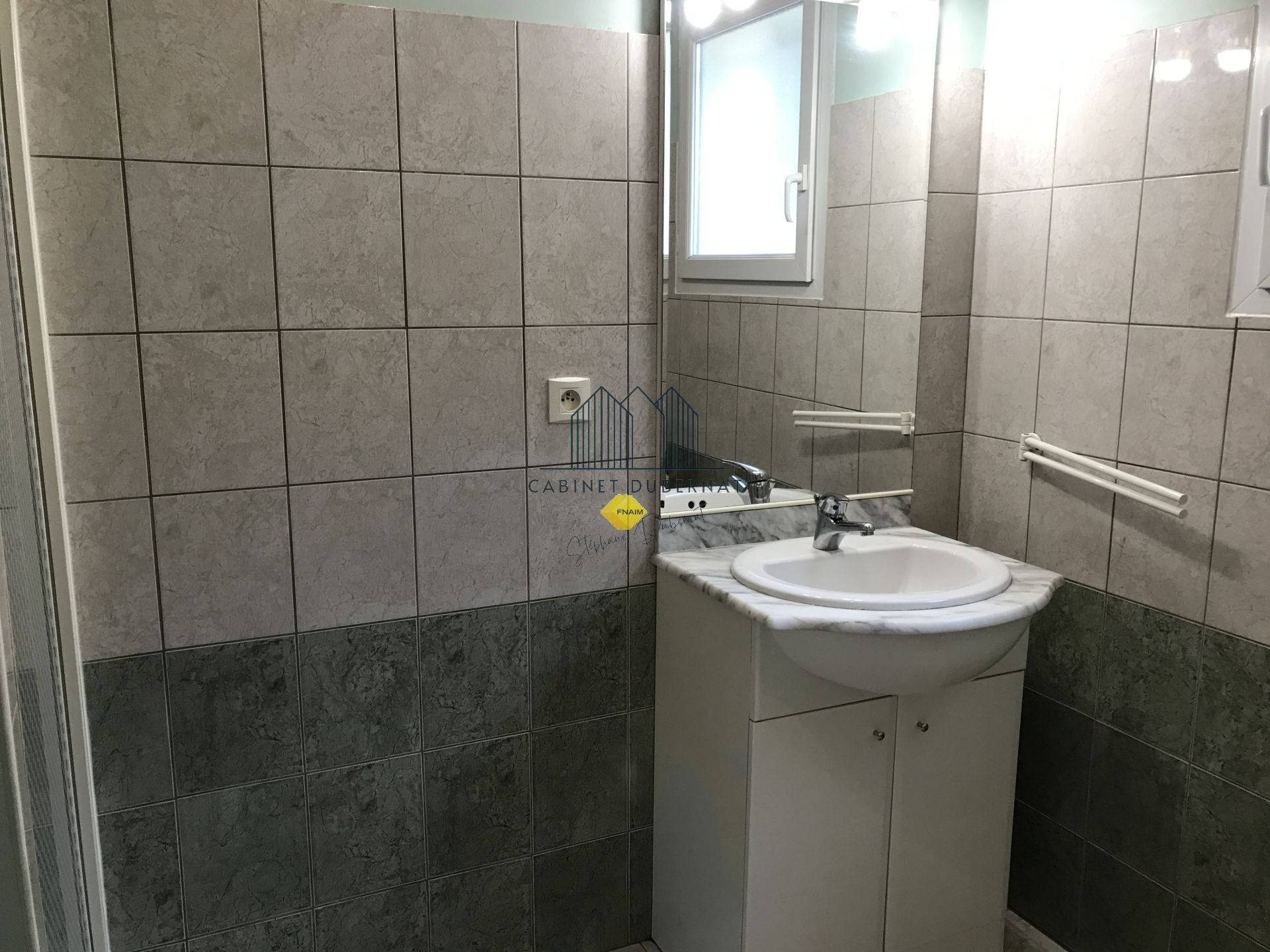 CANTENAC - maison 2 chambres avec jardin - louée